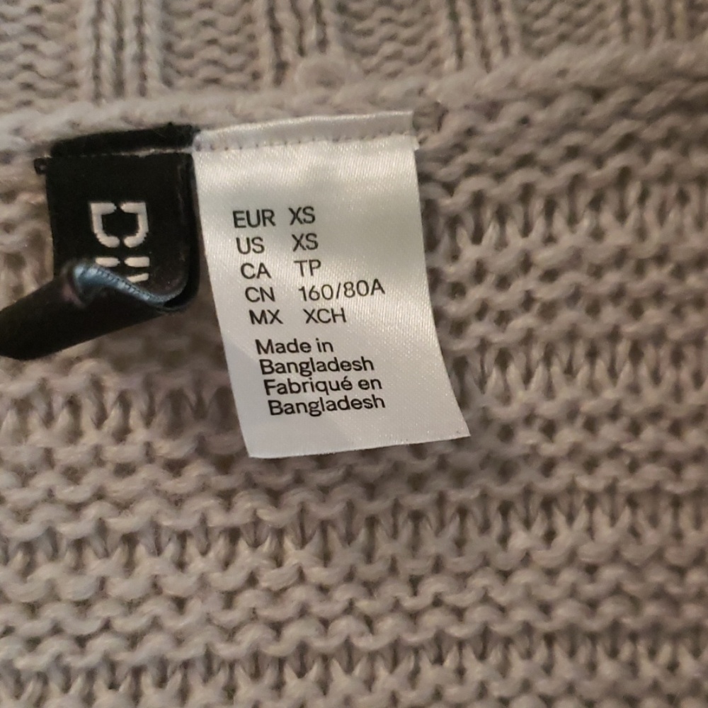 Cardigan - Picture 2 of 2